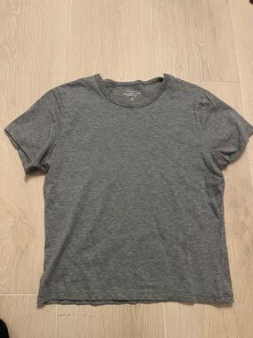 Abercrombie & Fitch Dark Heather Gray Short Sleeve Crew